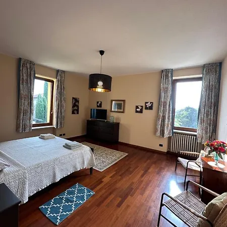 Corte San Lorenzo Bed & Breakfast Desenzano del Garda Exterior photo